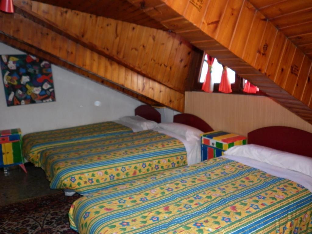 Fonda Cerdanya Hotel Puigcerdà Стая снимка