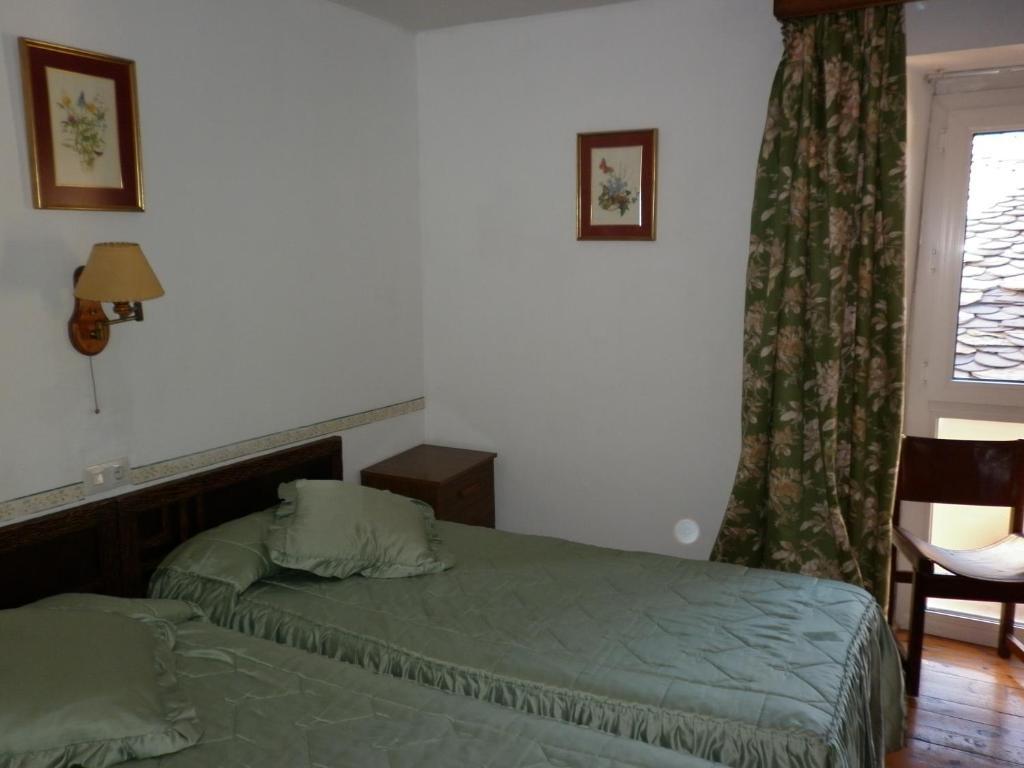Fonda Cerdanya Hotel Puigcerdà Стая снимка